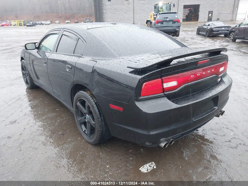 Vin: 2b3cm5ct5bh611095, lot: 41514217, dodge charger r/t 20113