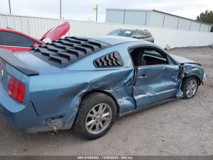 2007 FORD MUSTANG VIN: 1ZVFT80N975239553