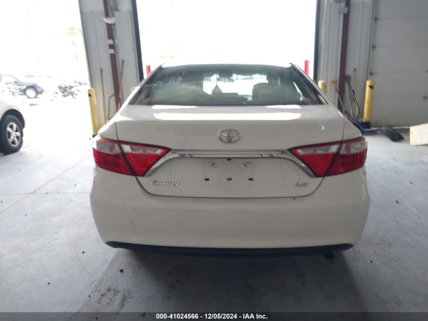 VIN 4T4BF1FKXGR530843 2016 TOYOTA CAMRY no.16