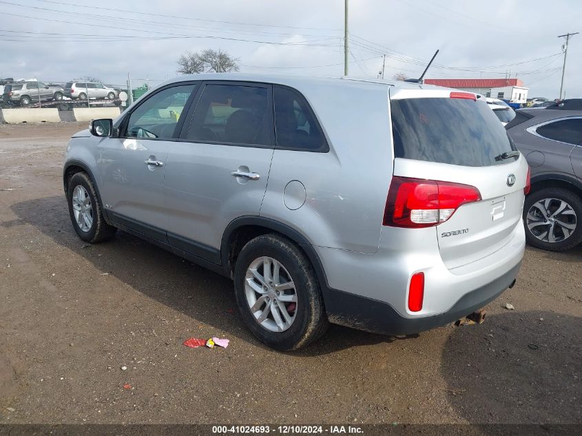 VIN 5XYKTCA63FG568959 2015 KIA Sorento, LX no.3