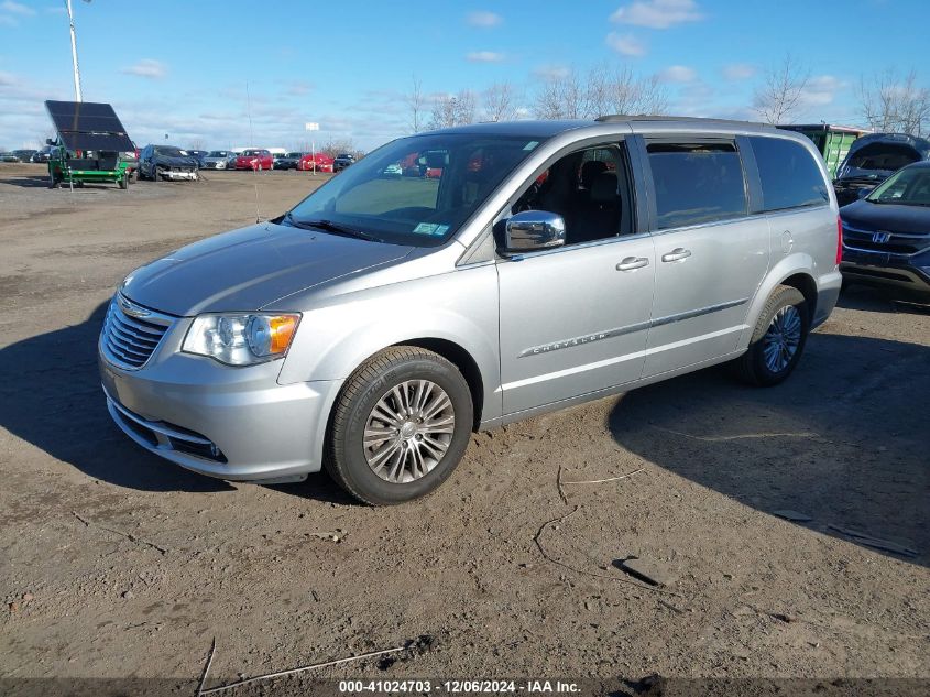 VIN 2C4RC1CG0FR554733 2015 Chrysler Town and Countr... no.2