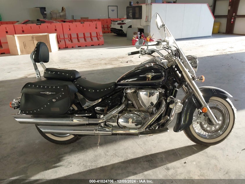 2011 SUZUKI VL800 - JS1VS55A9B2101070