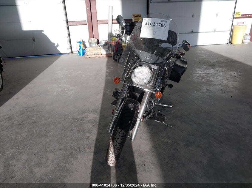 2011 SUZUKI VL800 - JS1VS55A9B2101070