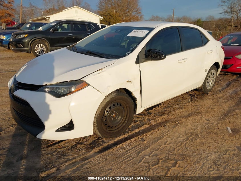 2018 TOYOTA COROLLA LE - 5YFBURHE7JP810542