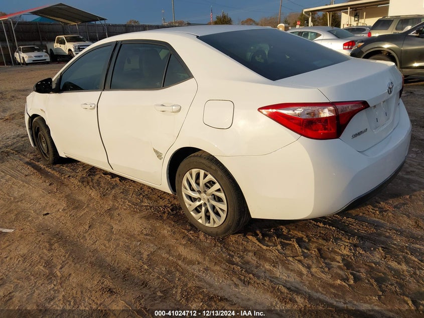 2018 TOYOTA COROLLA LE - 5YFBURHE7JP810542