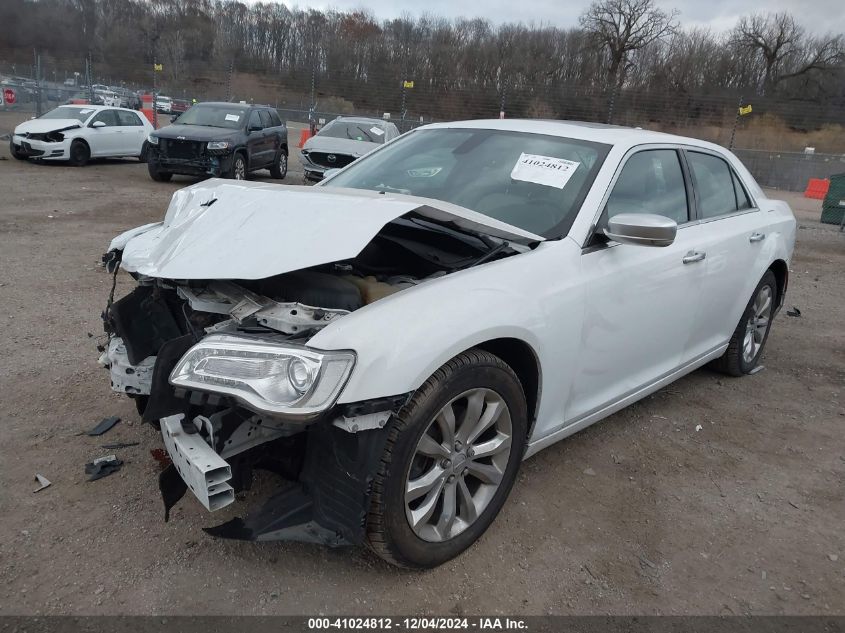 VIN 2C3CCASG6FH899797 2015 Chrysler 300C, Platinum Awd no.2