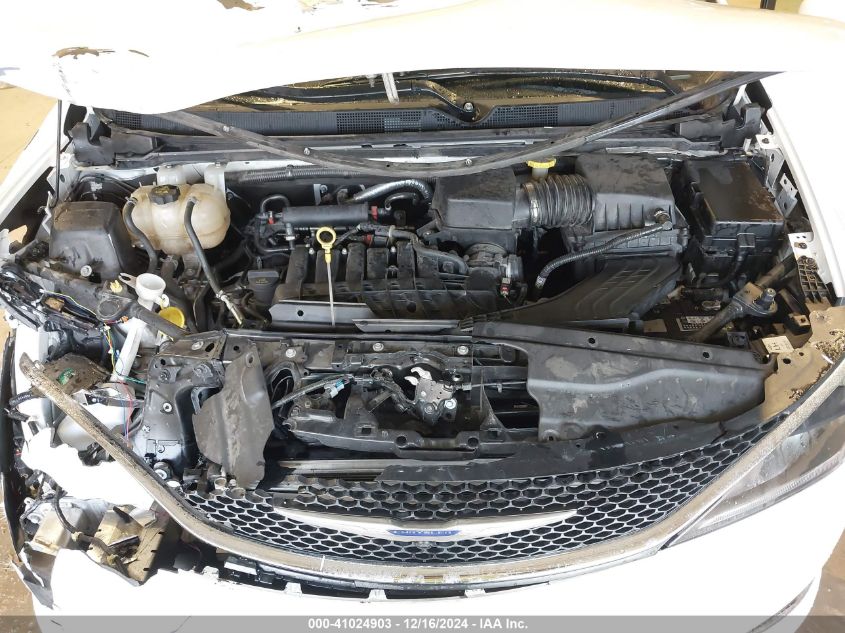 2019 Chrysler Pacifica Touring L VIN: 2C4RC1BG1KR554106 Lot: 41024903