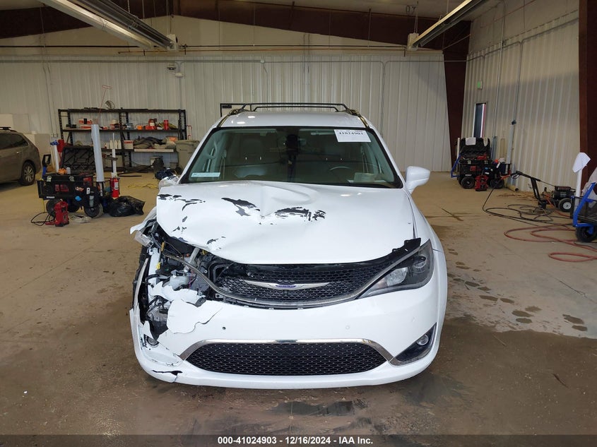 2019 Chrysler Pacifica Touring L VIN: 2C4RC1BG1KR554106 Lot: 41024903