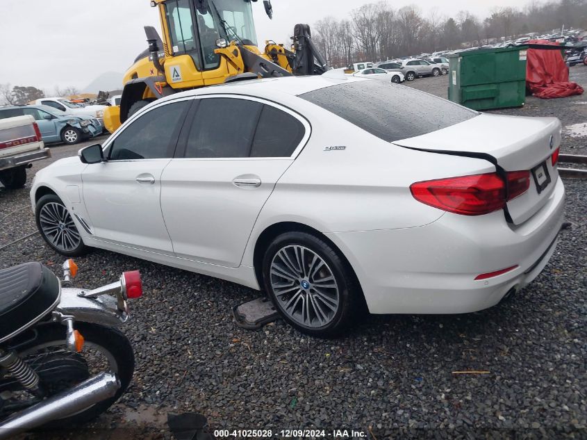 VIN WBAJA9C59JB253544 2018 BMW 5 Series, 530E Iperf... no.3