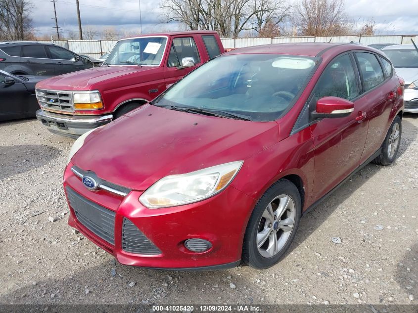 VIN 1FADP3K20EL333856 2014 FORD FOCUS no.2