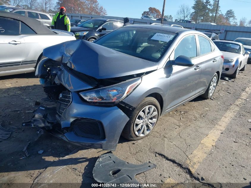 VIN 3KPC24A39KE068640 2019 Hyundai Accent, SE no.2