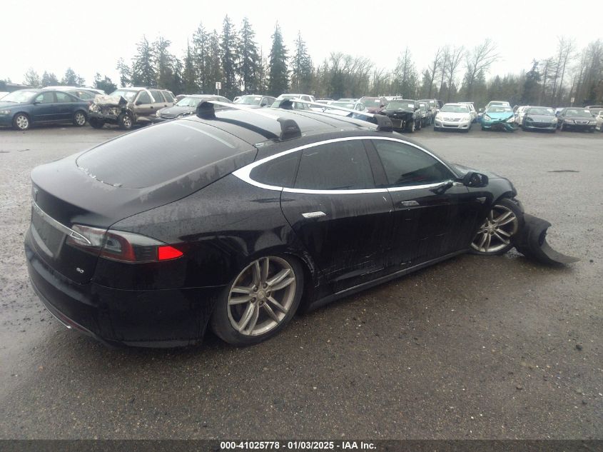 VIN 5YJSA1AC8DFP10789 2013 Tesla Model S no.4