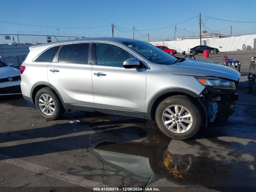 VIN 5XYPG4A39KG575379 2019 KIA SORENTO no.14