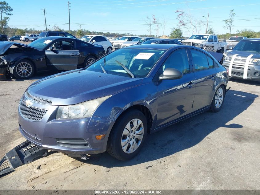 VIN 1G1PA5SH7D7231608 2013 Chevrolet Cruze, Ls Auto no.2