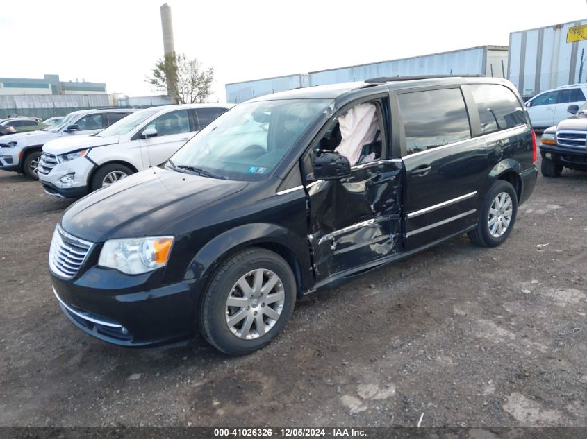 VIN 2C4RC1BG8FR694157 2015 Chrysler Town and Countr... no.2