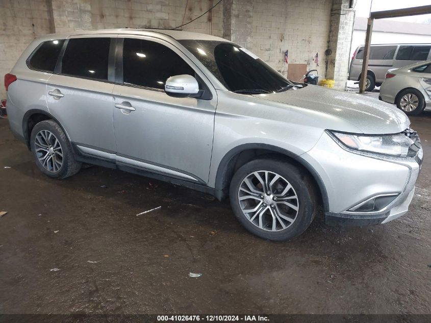 VIN JA4AZ3A32JZ049129 2018 Mitsubishi Outlander, SE no.1