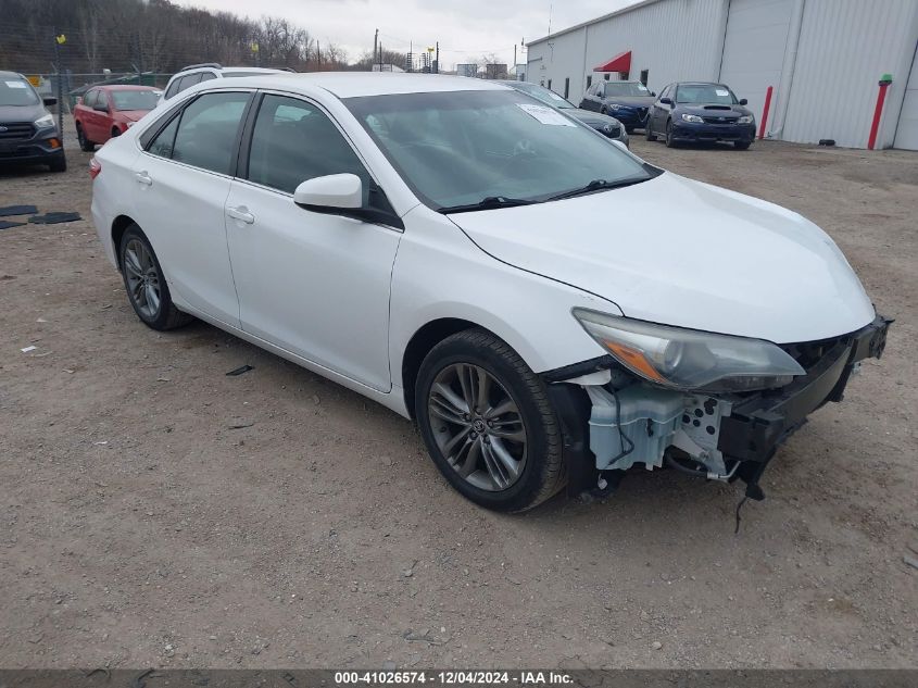 2016 Toyota Camry, SE