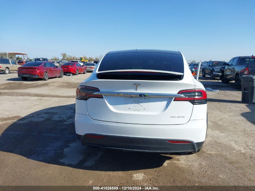 2019 Tesla Model X 100D/75D/Long Range VIN: 5YJXCAE26KF185794 Lot: 41026589