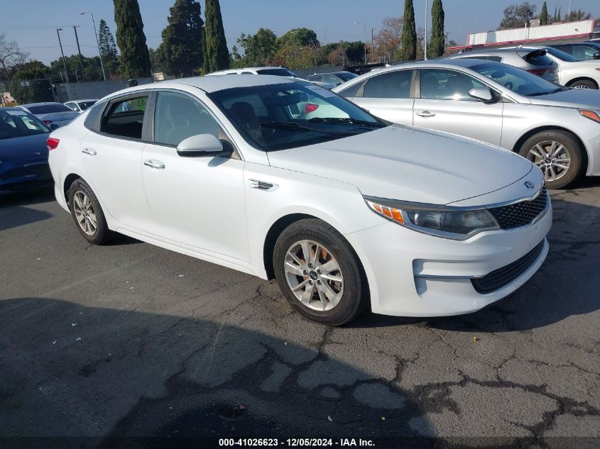 VIN 5XXGT4L36GG006879 2016 KIA OPTIMA no.1