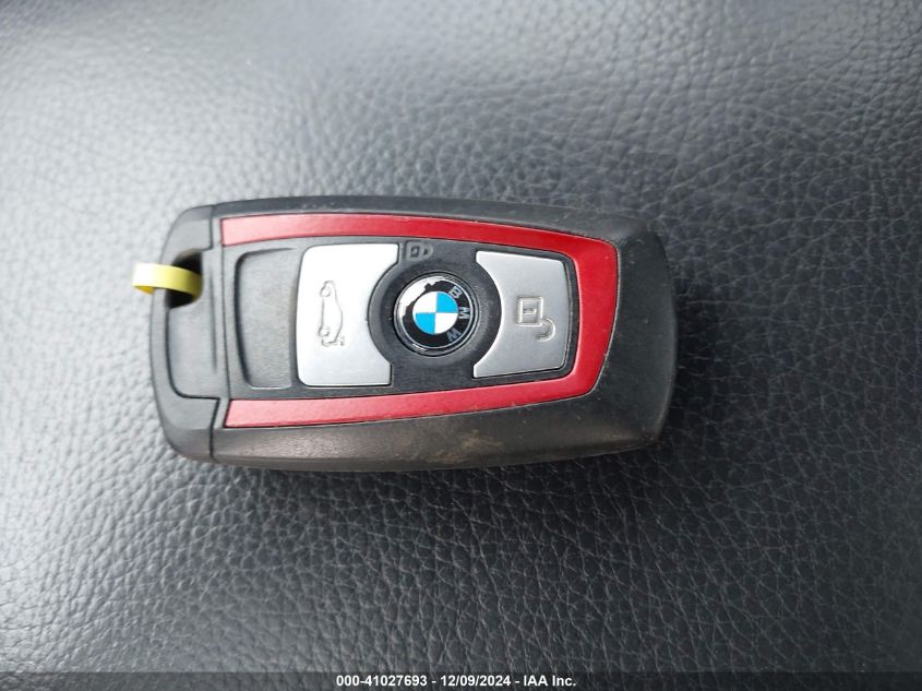 VIN WBA3B5C56DF138685 2013 BMW 3 Series, 328I Xdrive no.11