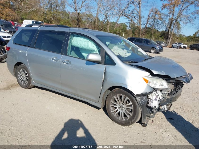 2019 TOYOTA SIENNA