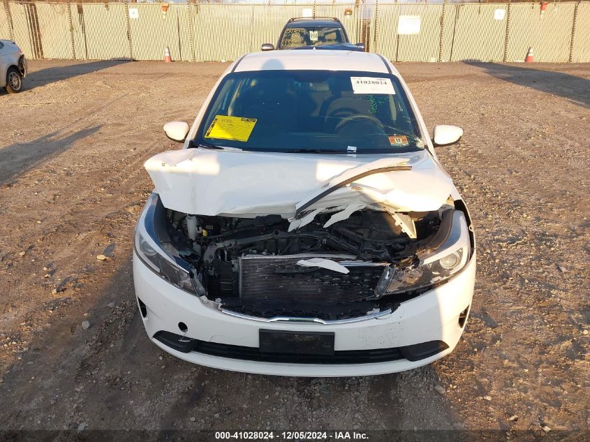 2017 Kia Forte Lx VIN: 3KPFK4A77HE037542 Lot: 41028024