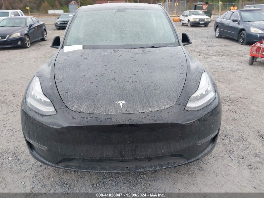 2020 Tesla Model Y VIN: 5YJYGDEE4LF040906 Lot: 41028047