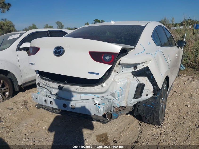 2022 MAZDA MAZDA3 VIN: 3MZBPADL8NM312356