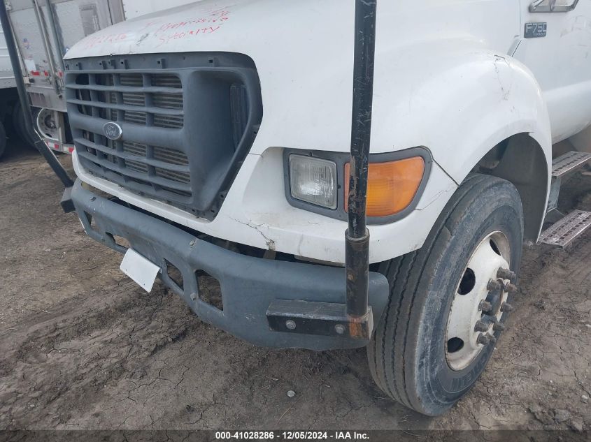 2003 Ford F-750 VIN: 3FDNF754X3MB10933 Lot: 41028286