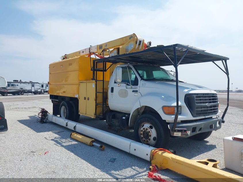 2003 Ford F-750