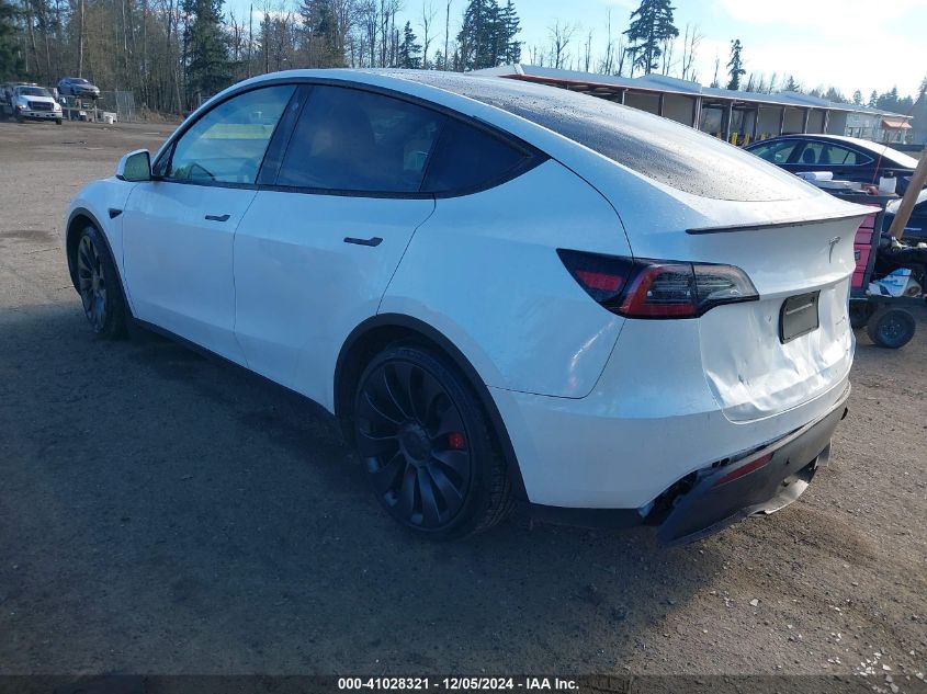 VIN 7SAYGDEF6PF715771 2023 TESLA MODEL Y no.3