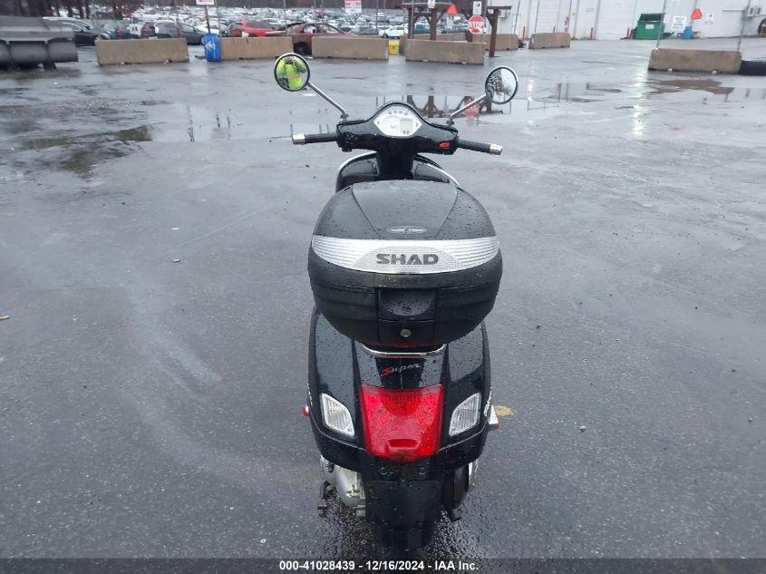 2009 Vespa Gts 250 VIN: ZAPM459L695600035 Lot: 41028439