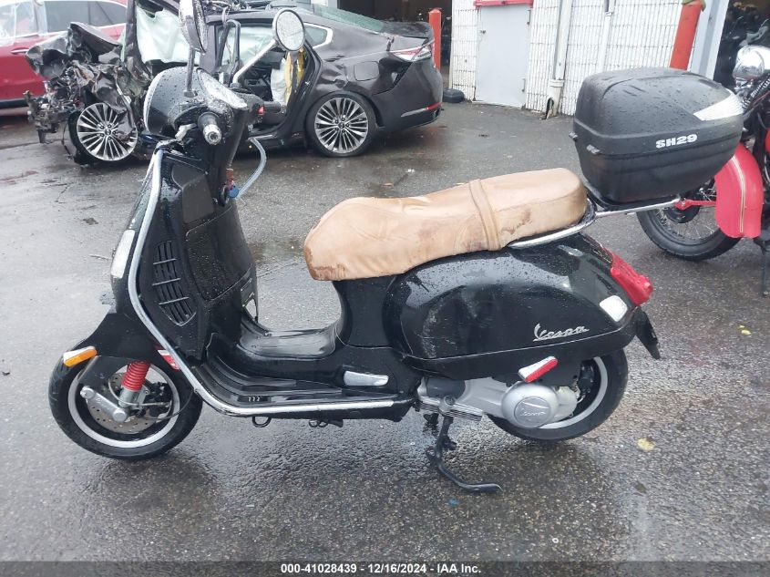2009 Vespa Gts 250 VIN: ZAPM459L695600035 Lot: 41028439