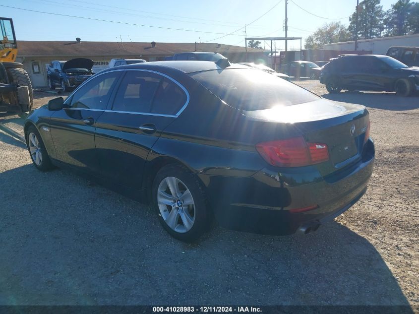 VIN WBAXG5C56DD230488 2013 BMW 5 Series, 528I no.3