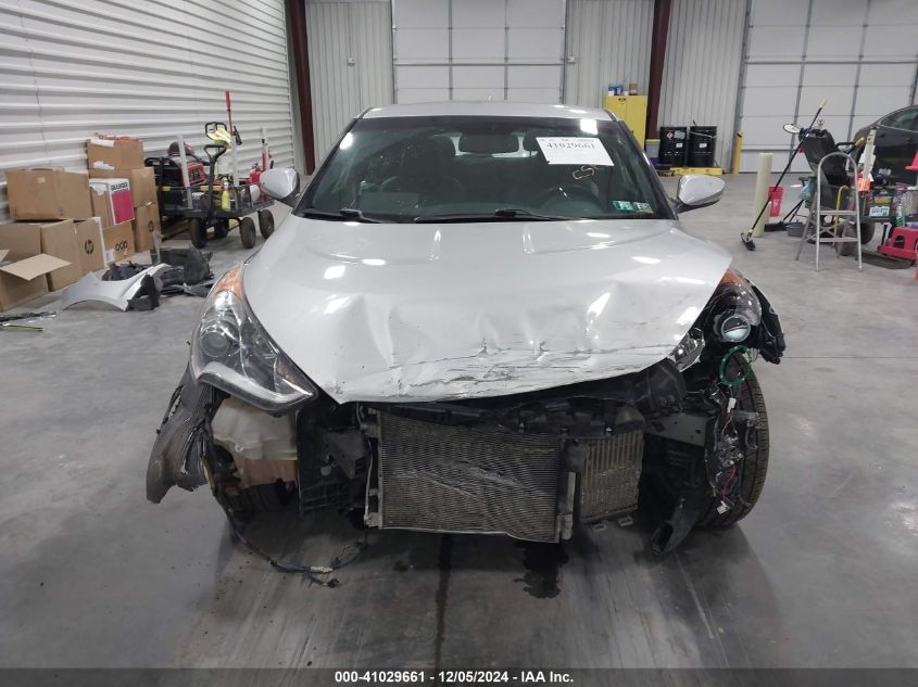 2016 Hyundai Veloster Turbo VIN: KMHTC6AE1GU273559 Lot: 41029661