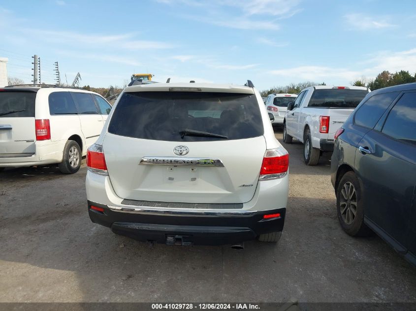 VIN 5TDDK3EH3DS214320 2013 TOYOTA HIGHLANDER no.17