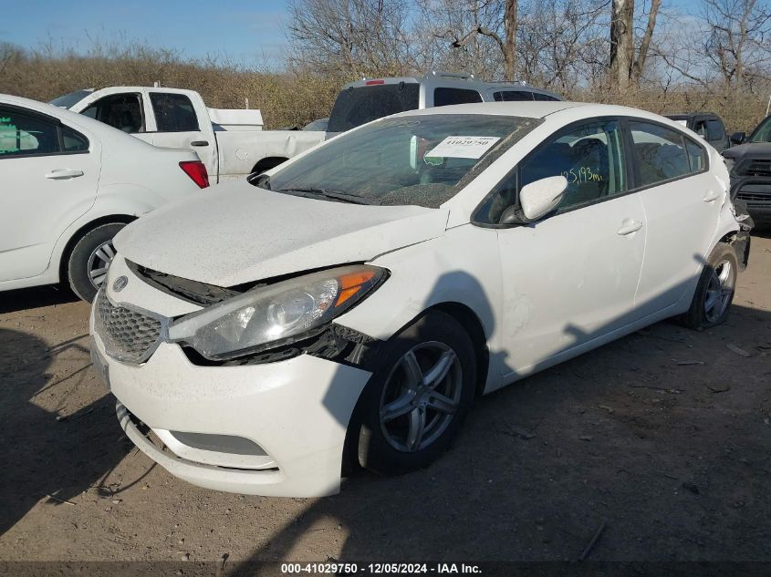 VIN KNAFX4A62G5528178 2016 KIA FORTE no.6