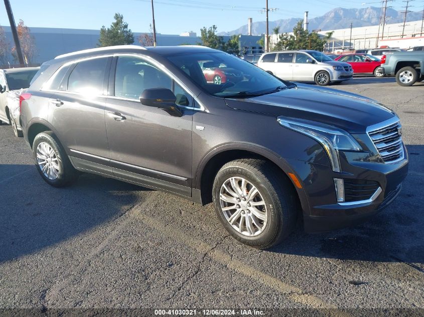 VIN 1GYKNARS5HZ207974 2017 CADILLAC XT5 no.1