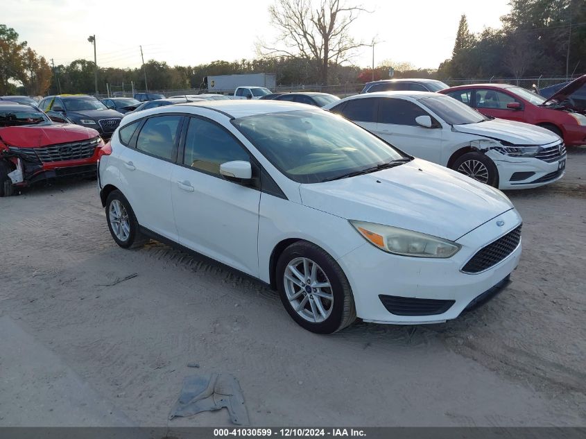 VIN 1FADP3K22FL259583 2015 Ford Focus, SE no.1