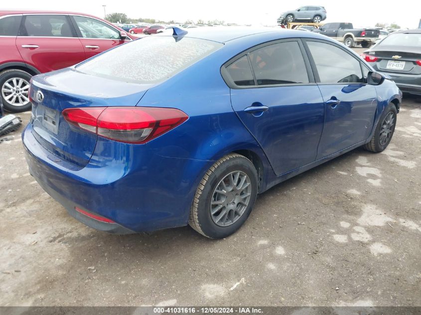 VIN 3KPFK4A72JE207439 2018 KIA FORTE no.4