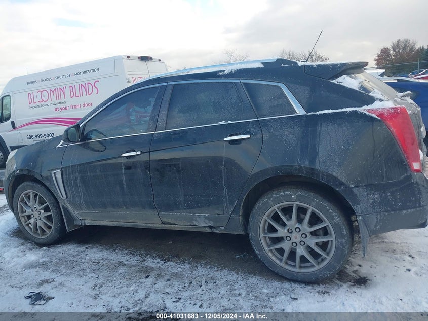 2015 CADILLAC SRX LUXURY COLLECTION - 3GYFNBE36FS545187