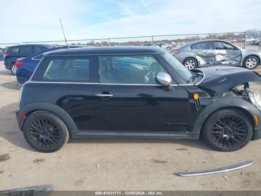 2011 Mini Cooper VIN: WMWSU3C55BT096938 Lot: 41031711