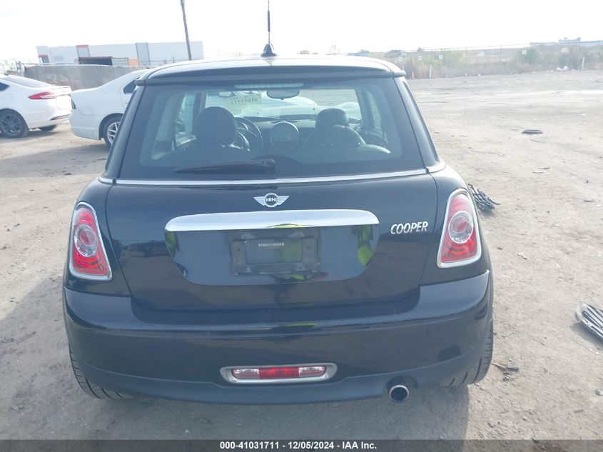 2011 Mini Cooper VIN: WMWSU3C55BT096938 Lot: 41031711