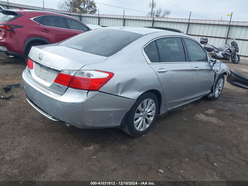 2014 HONDA ACCORD VIN: 1HGCR3F8XEA010796