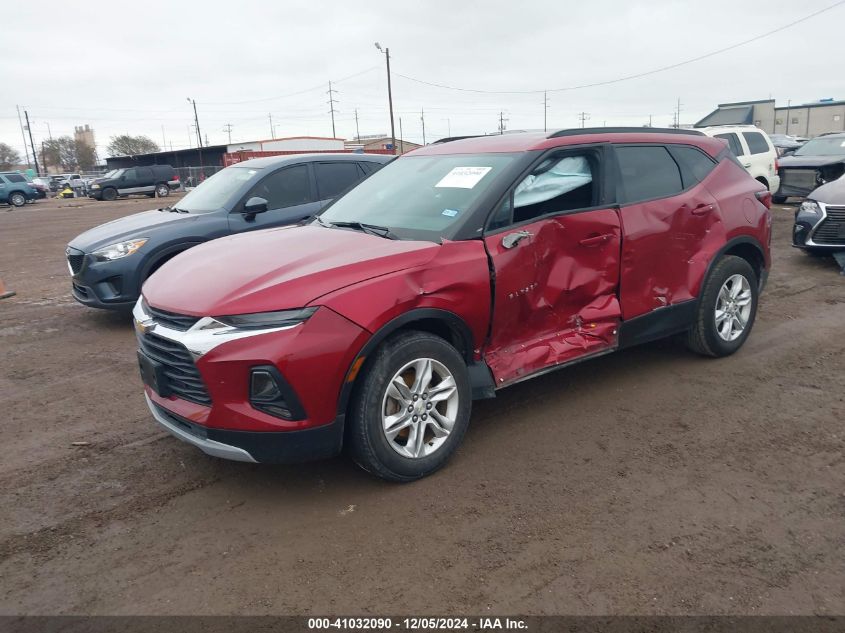 VIN 3GNKBBRA0KS702235 2019 CHEVROLET BLAZER no.2