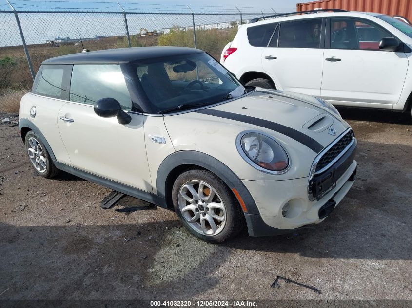 VIN WMWXP7C57H3B93378 2017 MINI COOPER no.1