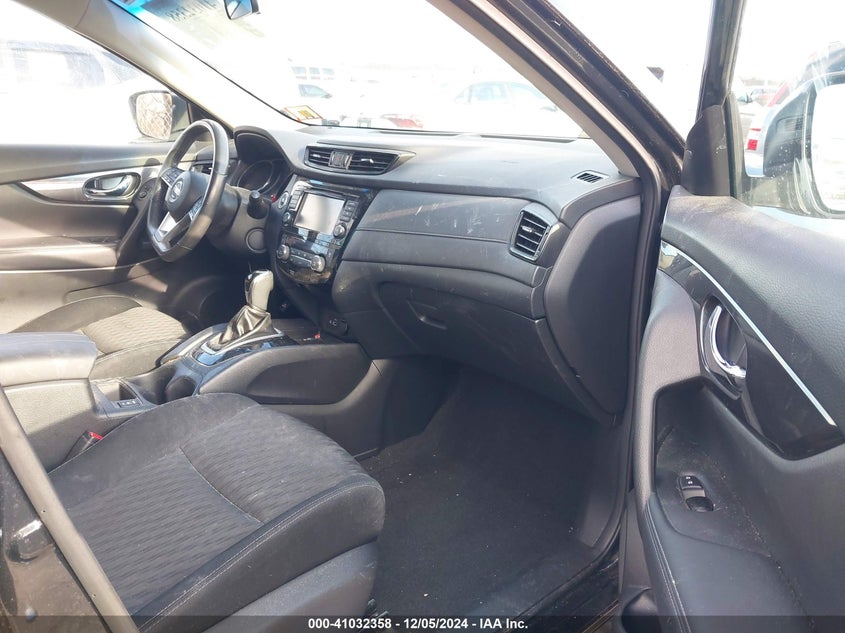 2018 NISSAN ROGUE SV - KNMAT2MV5JP596244