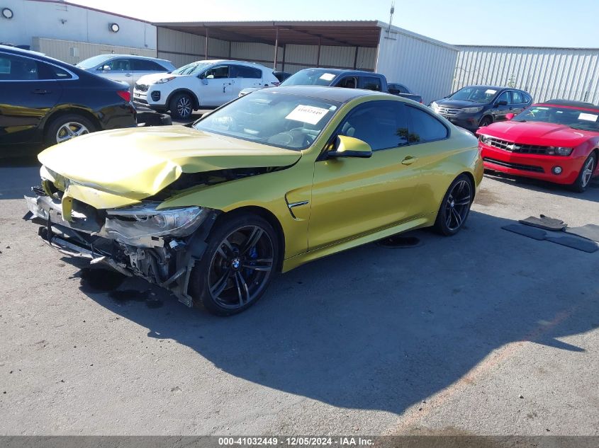 VIN WBS3R9C59FK334547 2015 BMW M4 no.2