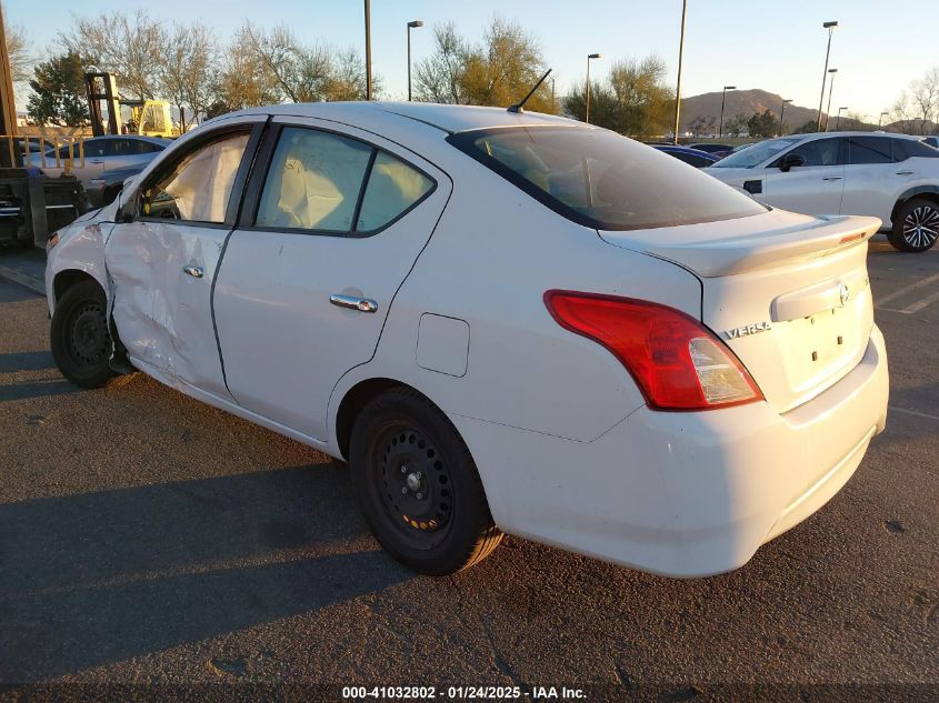 VIN 3N1CN7AP2KL874541 2019 Nissan Versa, 1.6 SV no.3