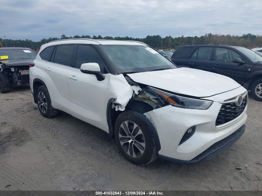 2021 Toyota Highlander, Xle